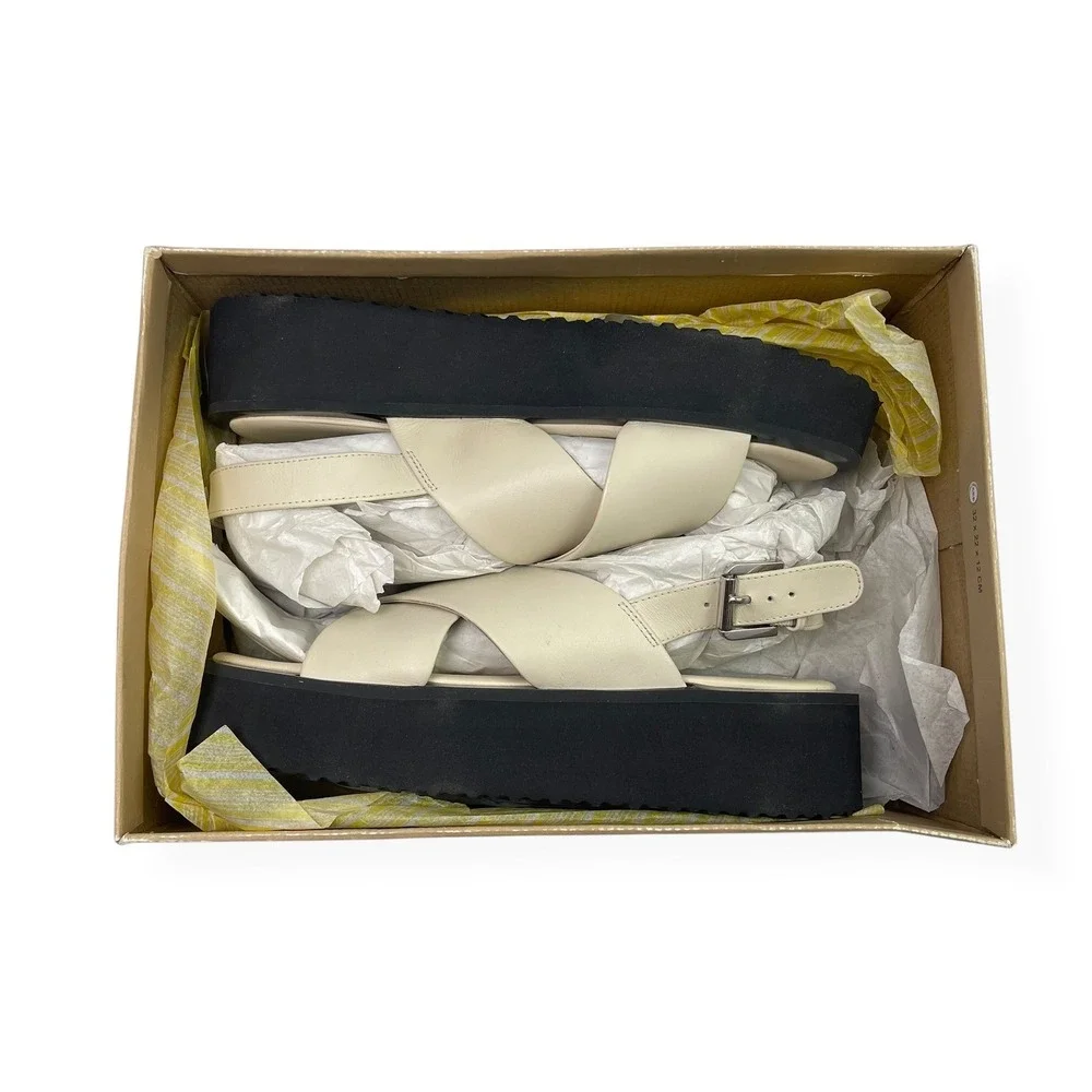 Maeve chrissy platform